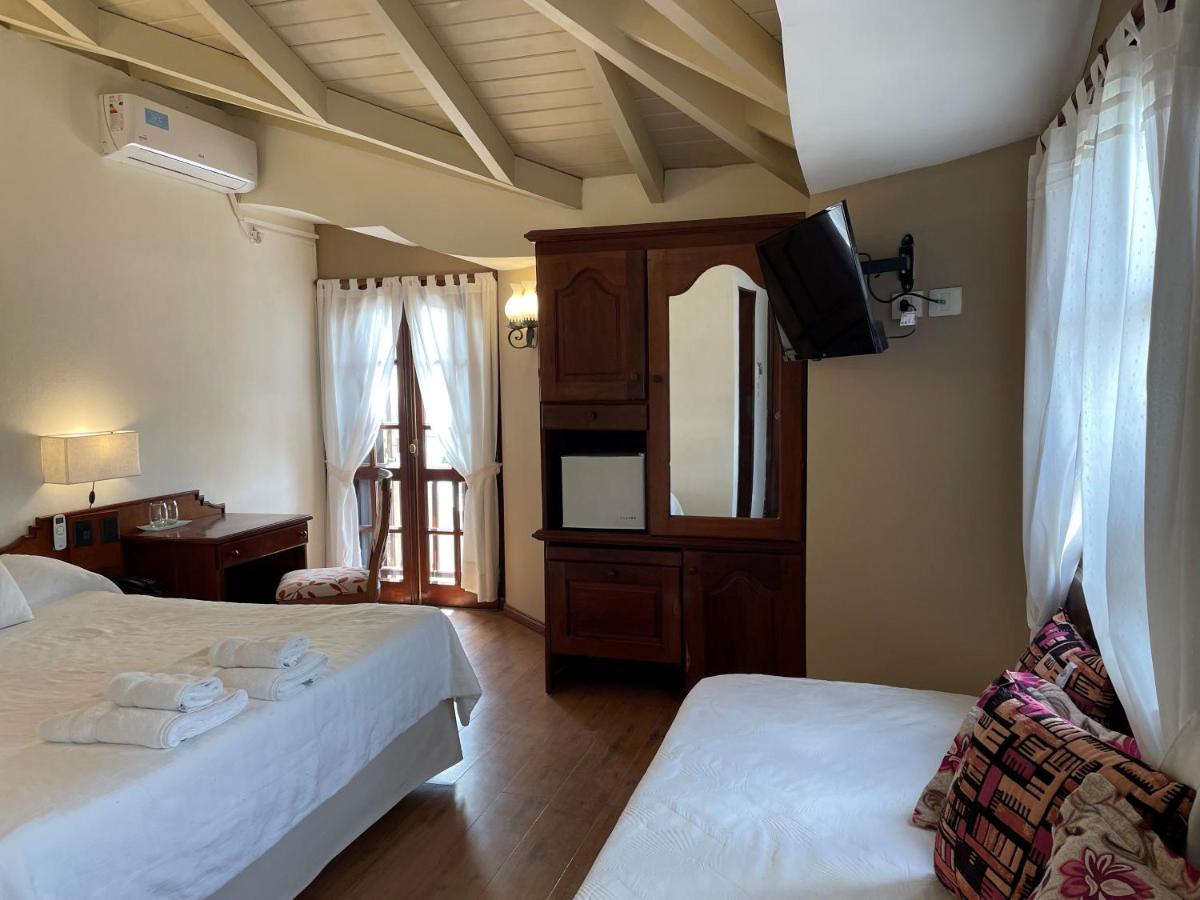Hotel Santa Catalina Рио-Куарто Экстерьер фото